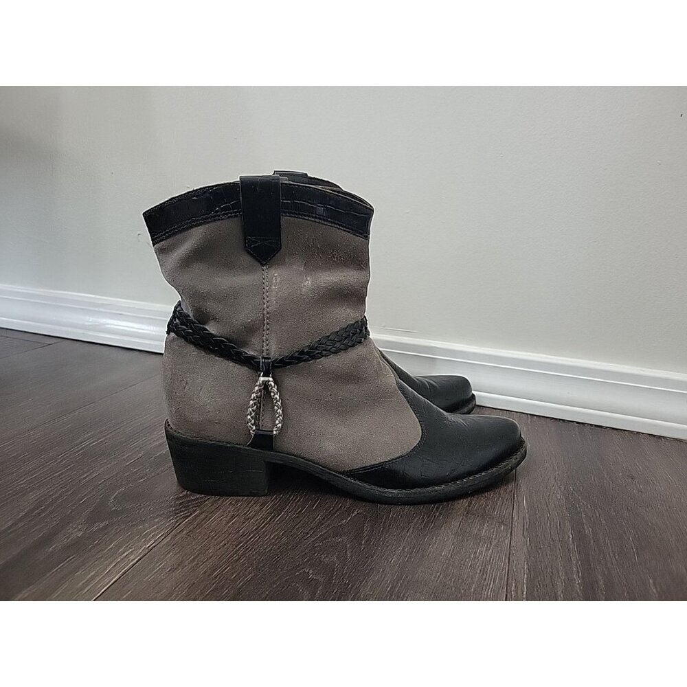Brighton Black and Gray Ankle Boots